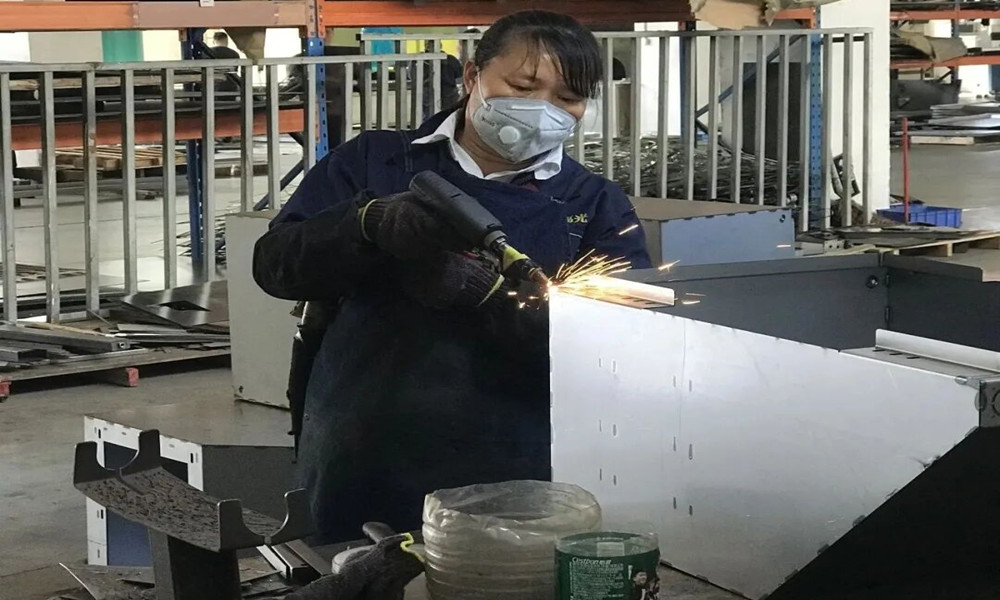 便携式手持激光焊接机.jpg